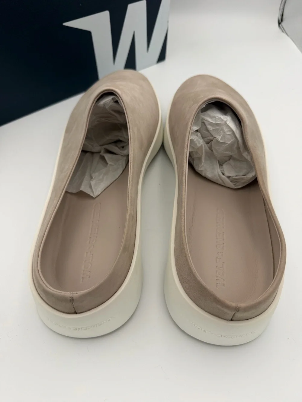 NEW Wolf & Shepherd Cruise Mule Nubuck Warm Grey White Men's 12 / Women's 13.5
